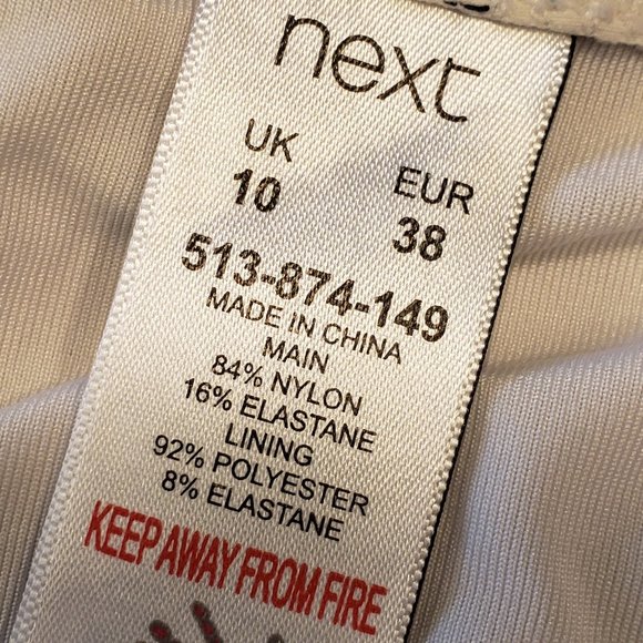 pack of 2 Next 32DD/10uk bikinis and one10UK beachwear shorts. - Picture 10 of 11